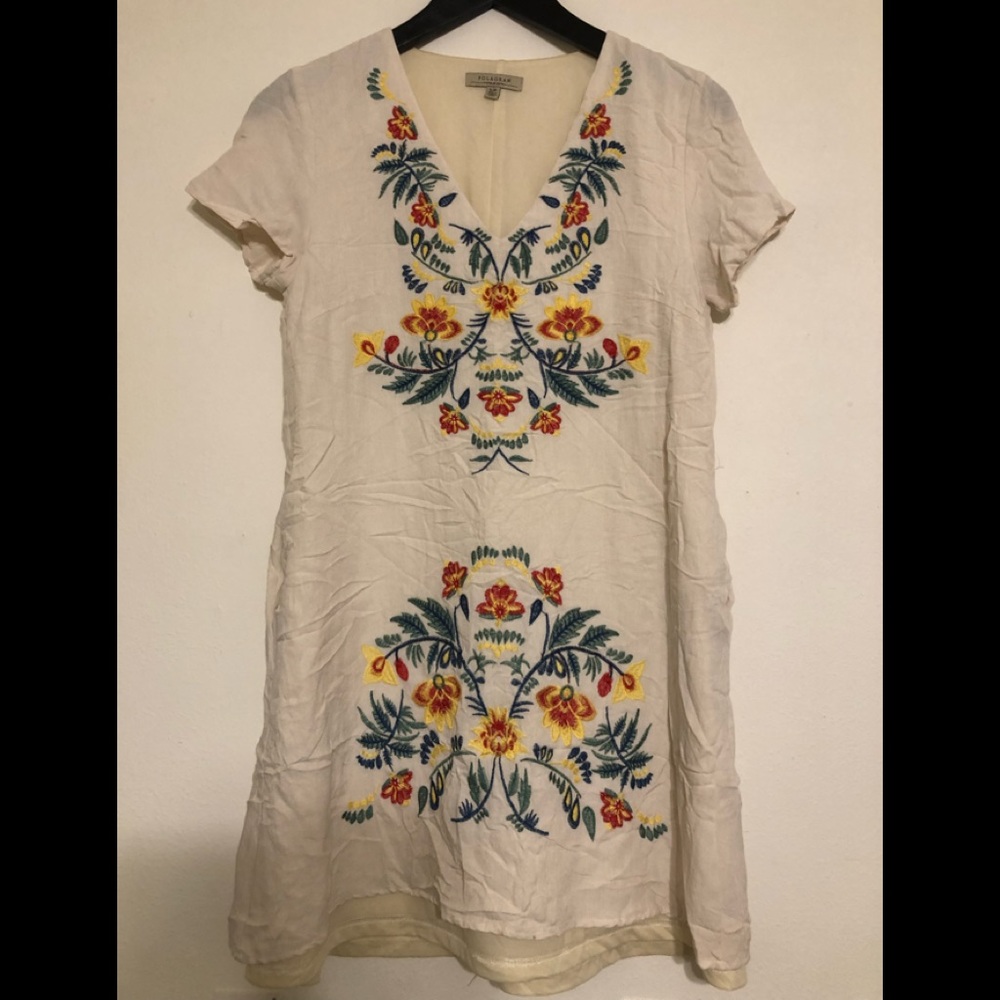 Embroidered dress thigh length size S